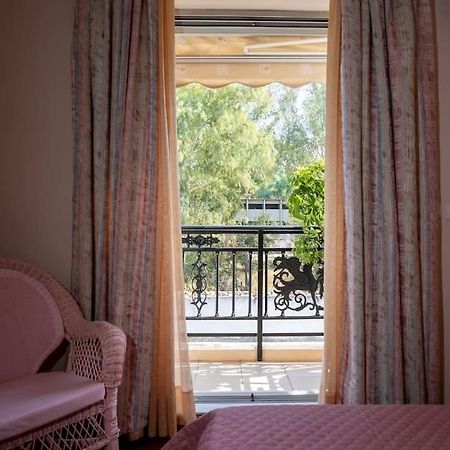 Angela Stylist House Apartment Пирея Екстериор снимка