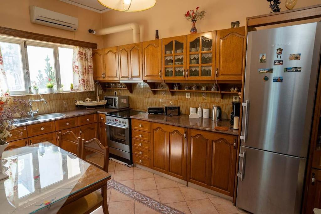 Angela Stylist House Apartment Пирея Екстериор снимка