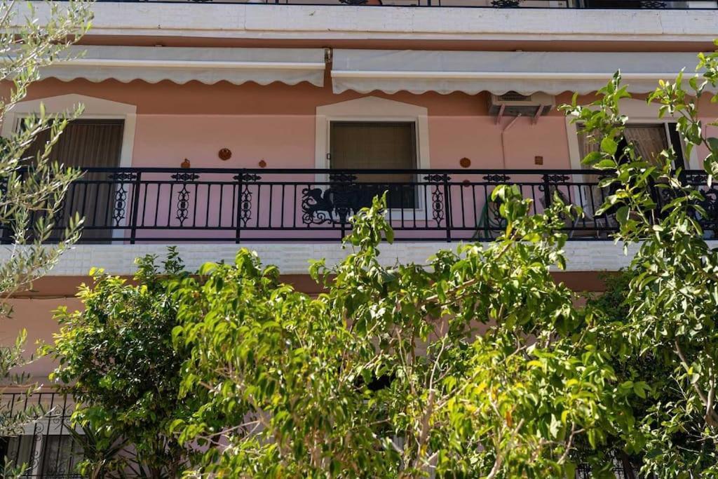 Angela Stylist House Apartment Пирея Екстериор снимка