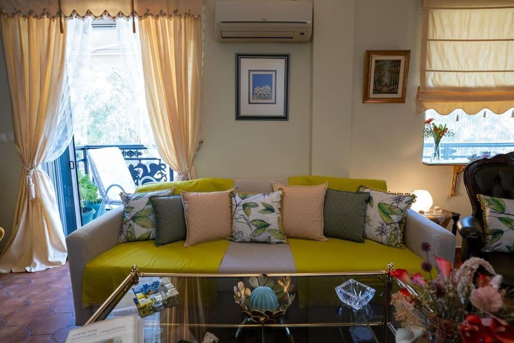 Angela Stylist House Apartment Пирея Екстериор снимка