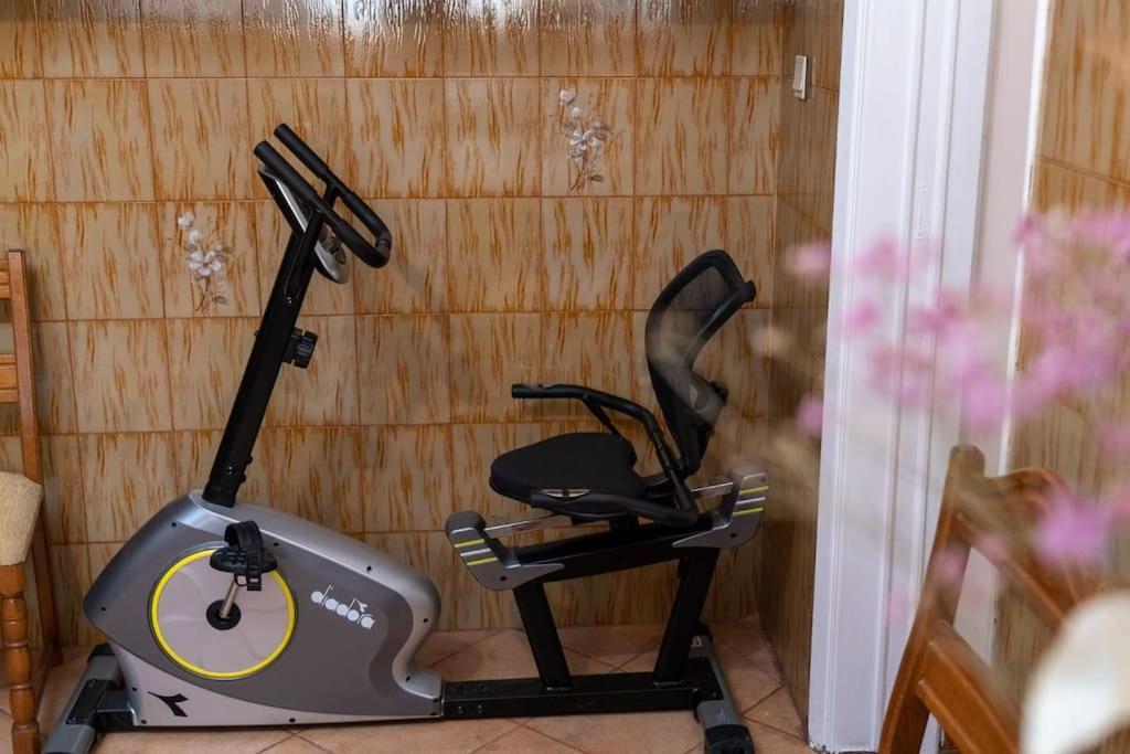 Angela Stylist House Apartment Пирея Екстериор снимка
